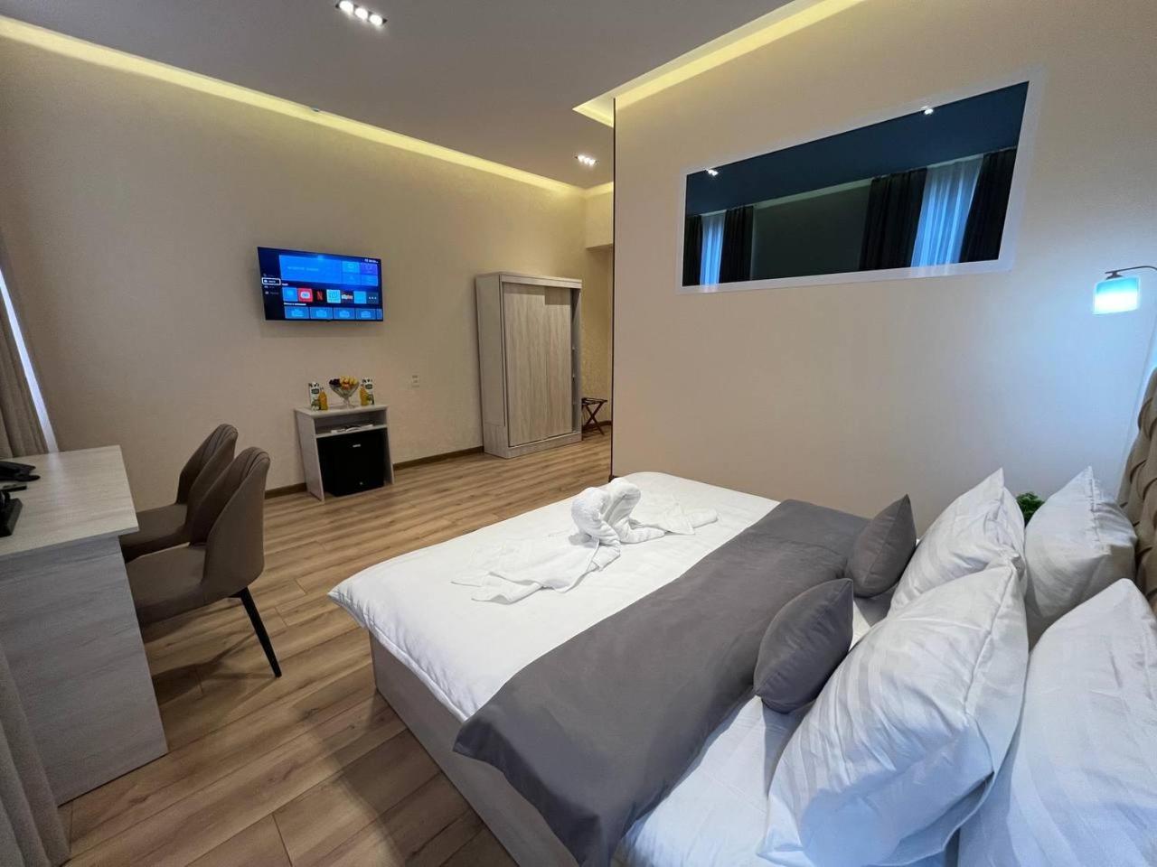 Aks Hotel Tashkent Exterior photo