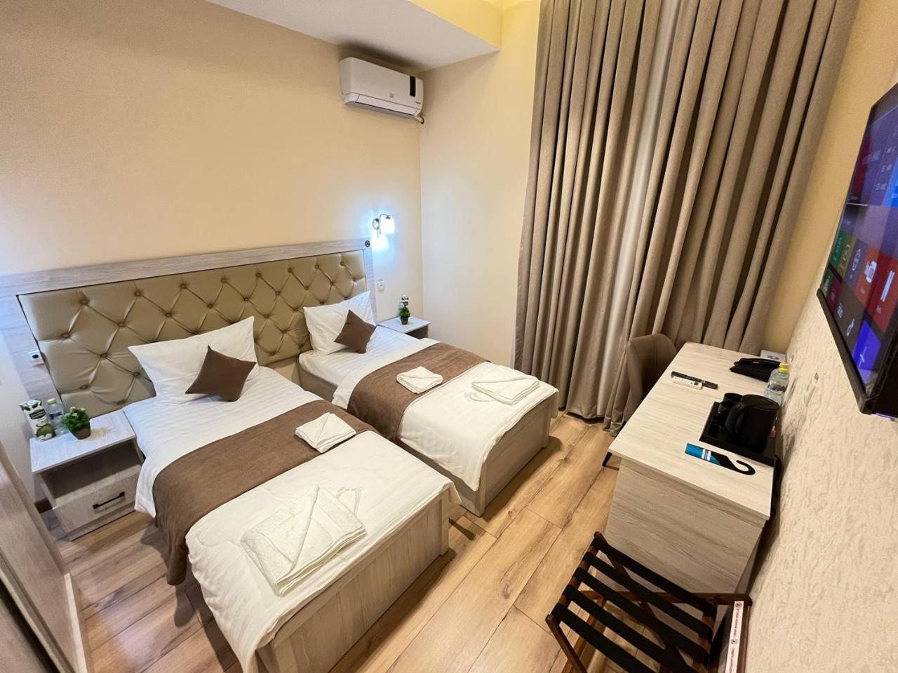 Aks Hotel Tashkent Exterior photo